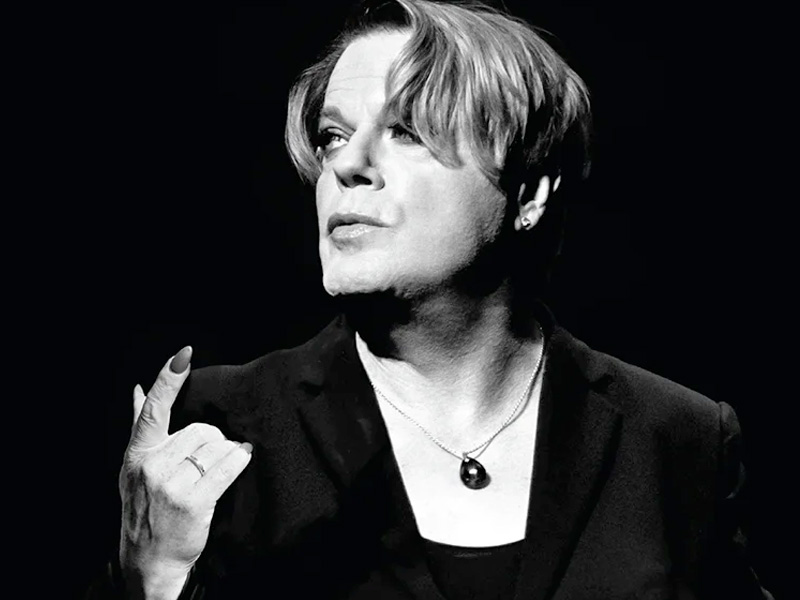 Eddie Izzard Hamlet at the Everyman Theatre