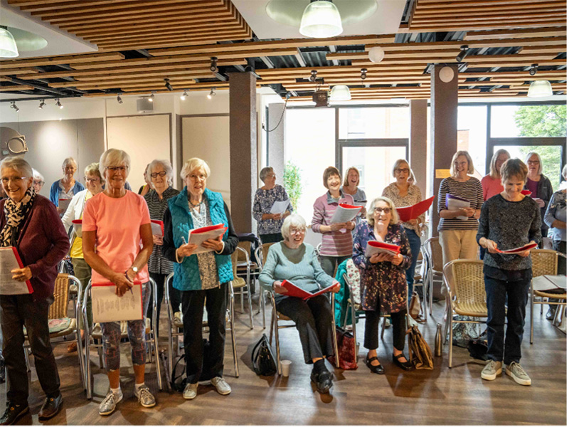 The Roses Choir: Summer of 70s Concert