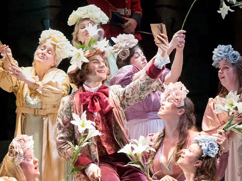 English Touring Opera: The Gondoliers at the Everyman Theatre