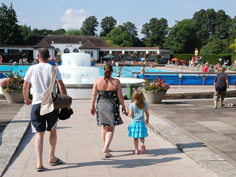 Make a Splash at Cheltenham Lido this May Half Term