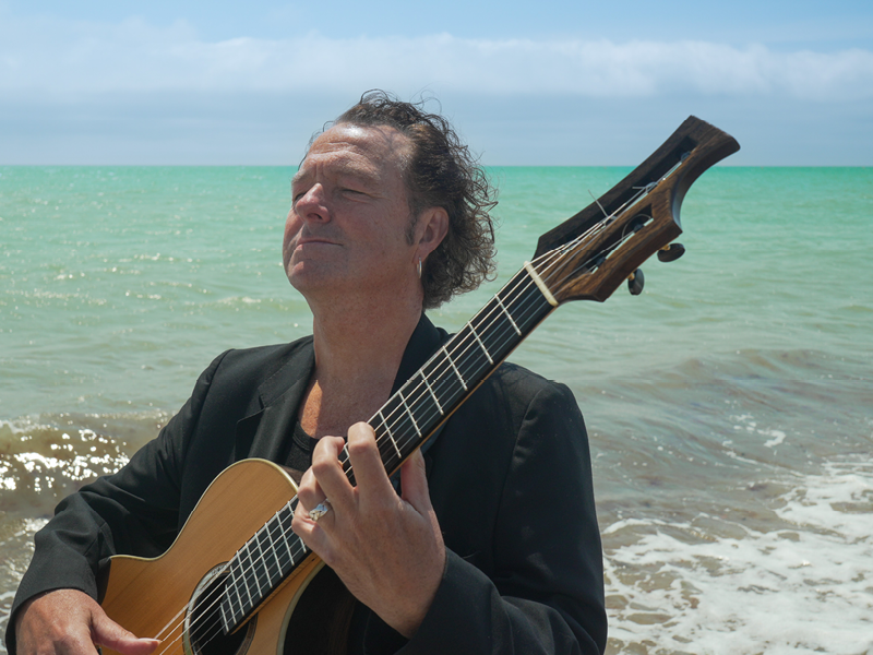 Richard Durrant: The Art of Levitation at The Roses Theatre