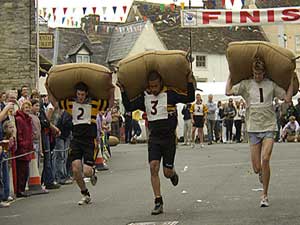 Tetbury Woolsack Races