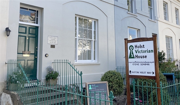 Holst Victorian House is located opposite the famous Pitville Gates in Cheltenham