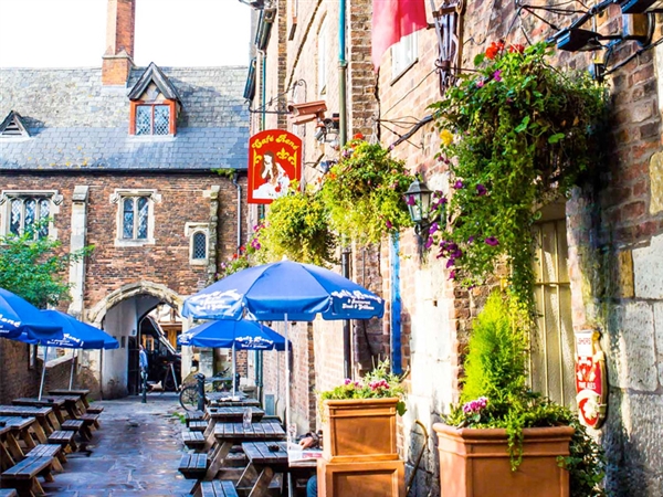 Café René - Gloucester's Best Kept Secret!