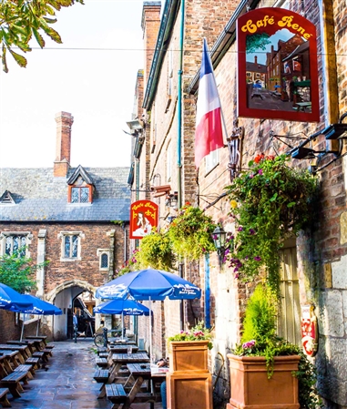 Café René - Gloucester's Best Kept Secret!