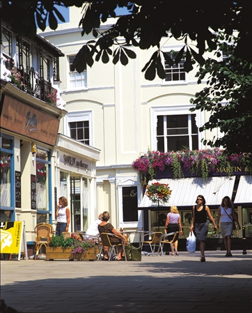 Shopping in the Promenade in Cheltenham