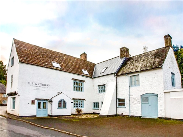 Relax at the The Wyndham Hotel and make it your base when visiting the Forest of Dean