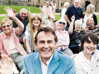BBC Antiques Series 'FLOG IT' comes to Gloucester Cathedral