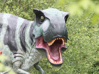 Dinosaurs now in the Cotswolds at Birdland Park & Gardens