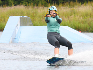 REVIEW: Cable Ski Wakeboarding at Cotswold Water Park