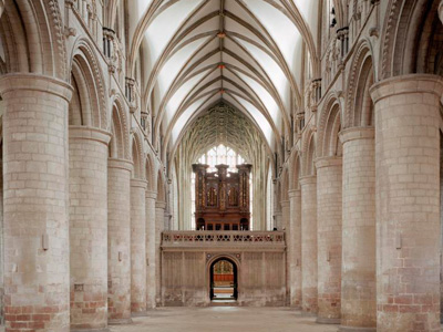 Gloucester Cathedral serves up a sumptuous Medieval Banquet