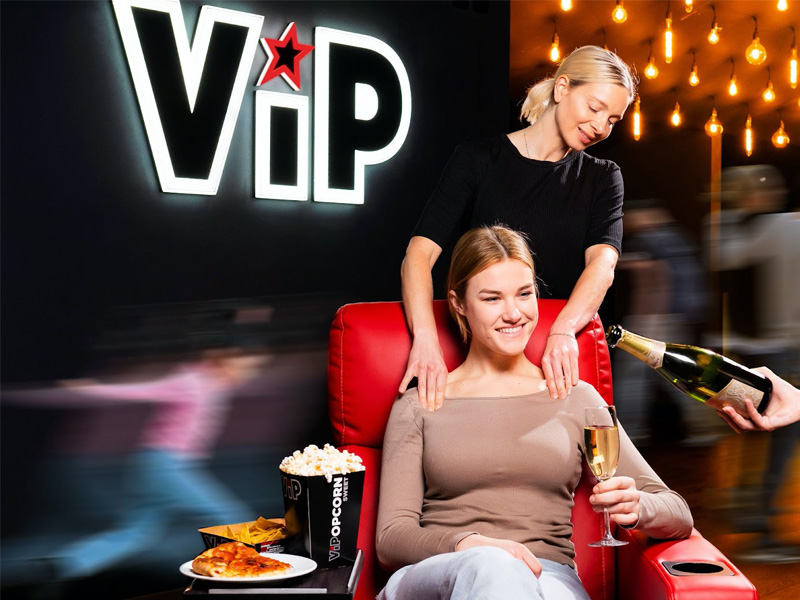 Cineworld Cheltenham offers mums a massage and glass of bubbly for Mother's Day