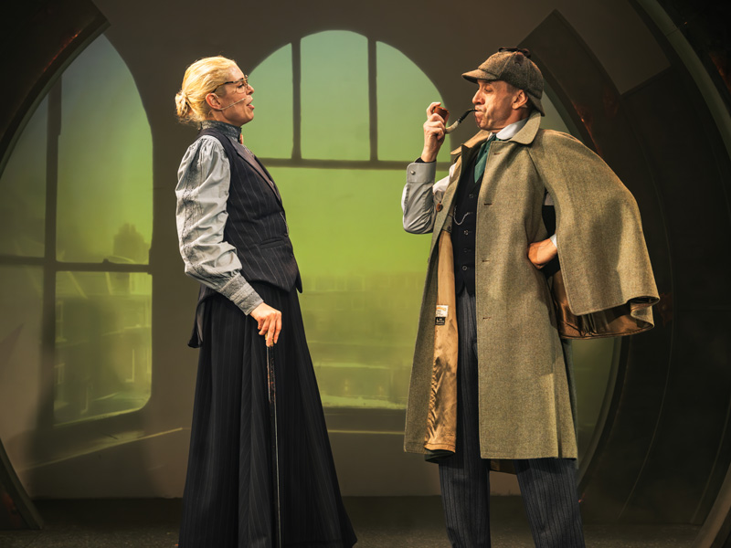 Sherlock Holmes and the Whitechapel Fiend