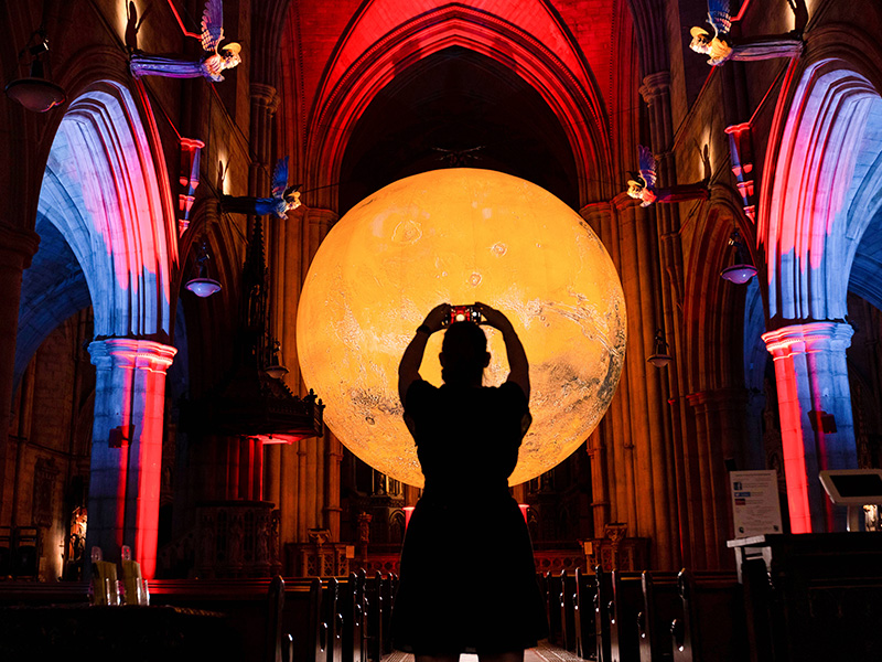 Mars at Gloucester Cathedral