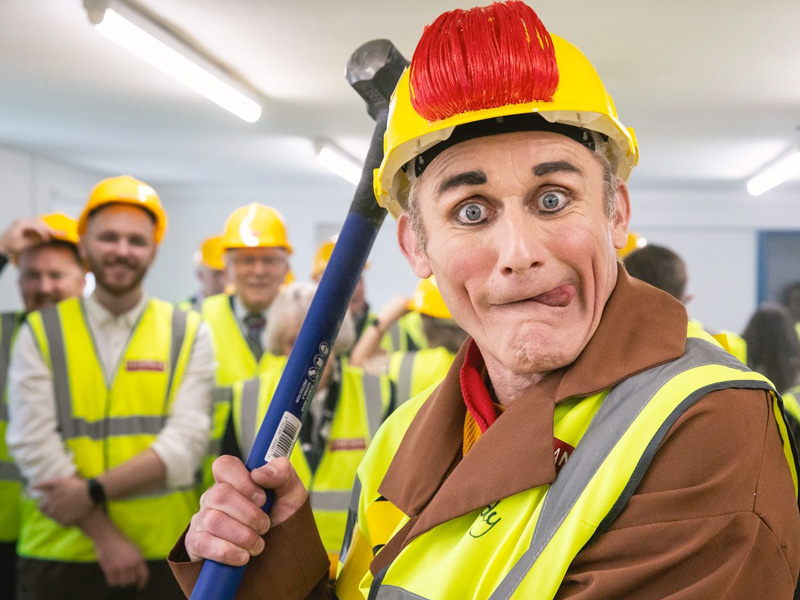 Tweedy the Clown Builder