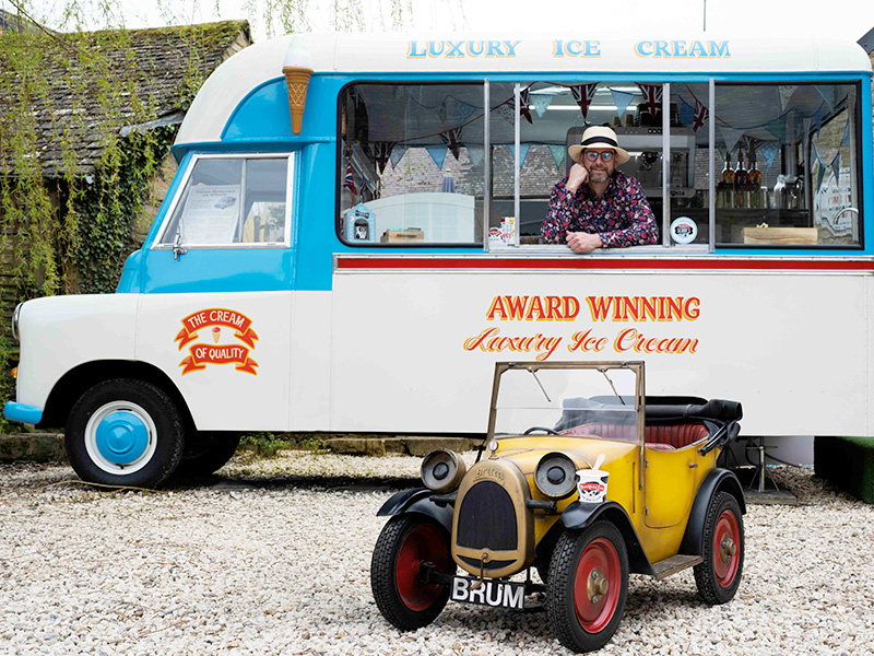 Bertie Ice Cream Van Brum Bourton-on-the-Water
