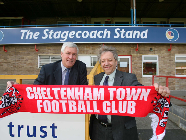 Stagecoach West sponsor Cheltenham Town Football Club