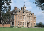 NEW OFFER! Free return visits to Nature in Art near Gloucester