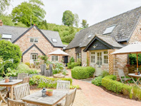 Tudor Farmhouse Hotel